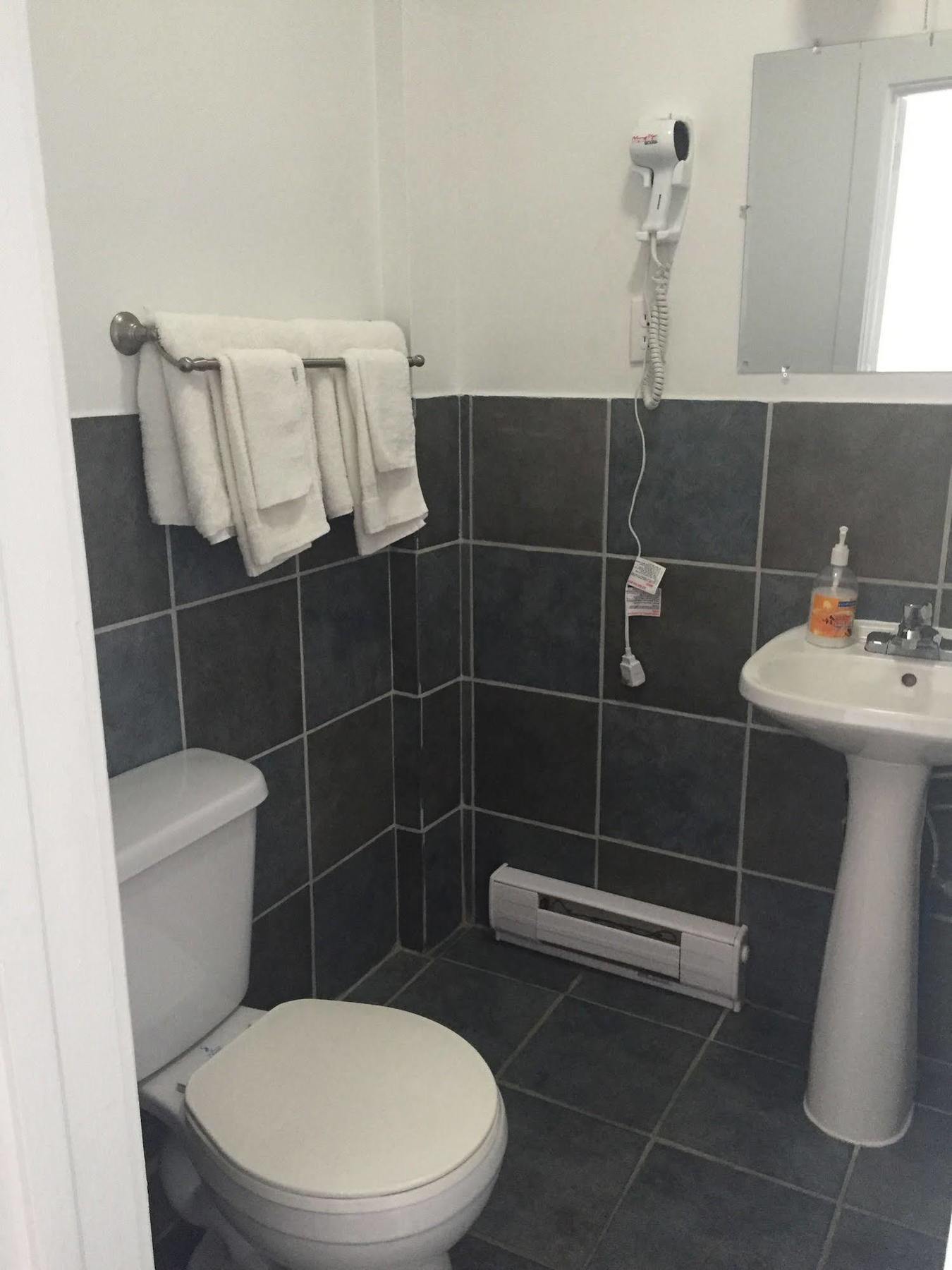 New Rockland Motel Bobcaygeon Экстерьер фото