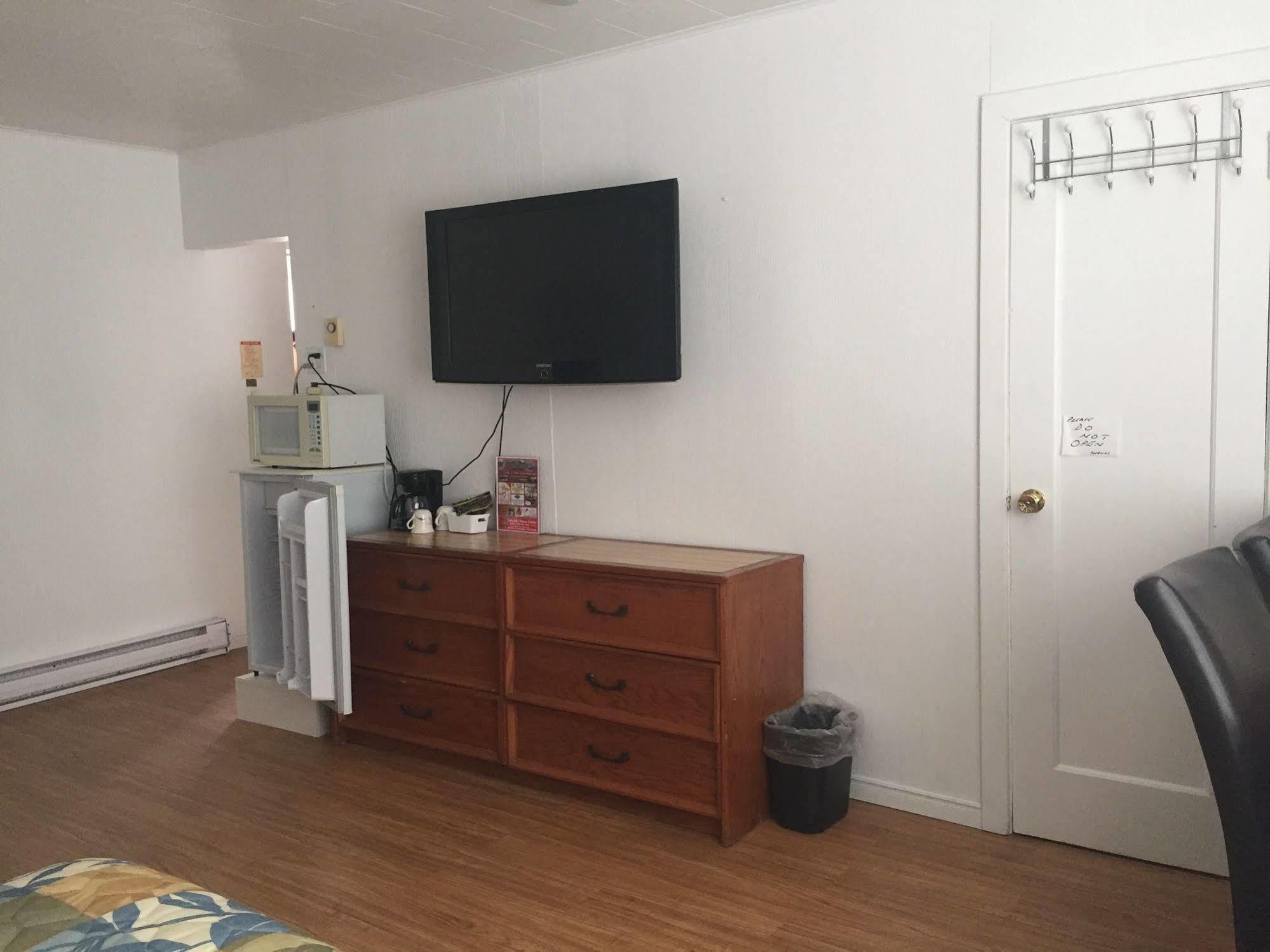 New Rockland Motel Bobcaygeon Экстерьер фото